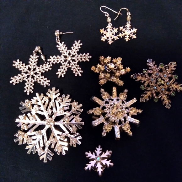Jewelry - Snowflake Jewelry